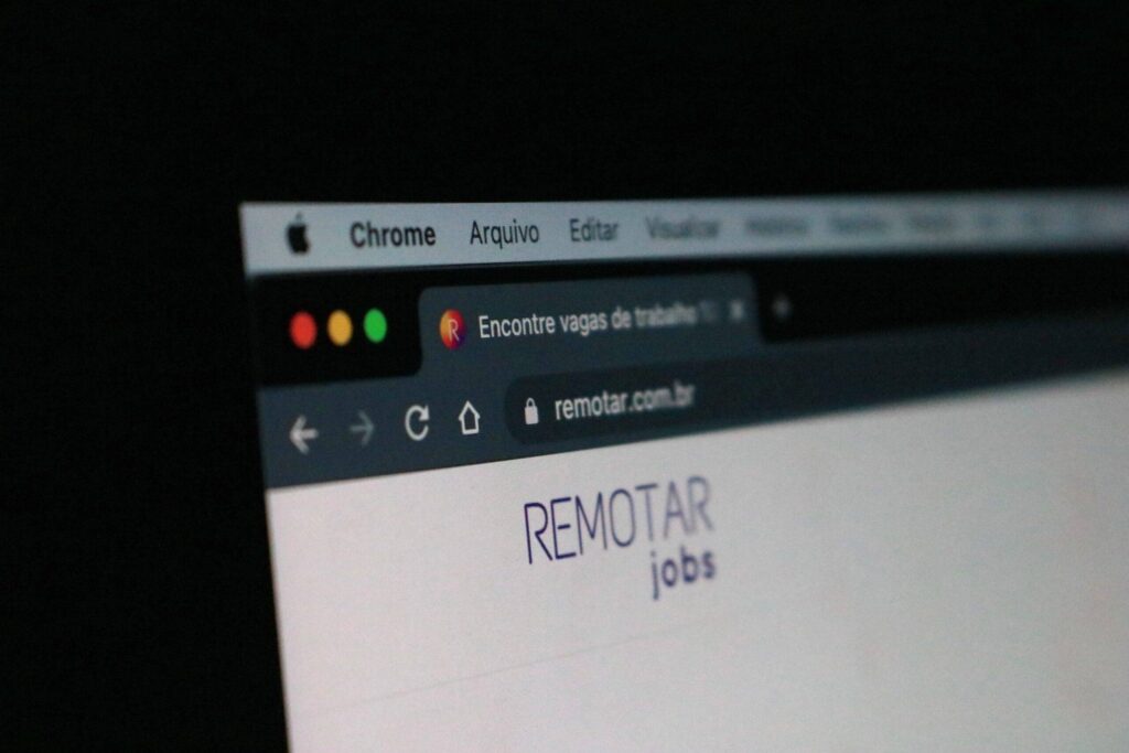Remotar jobs logo
