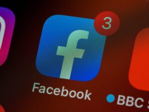 Learn how to filter your Facebook feed