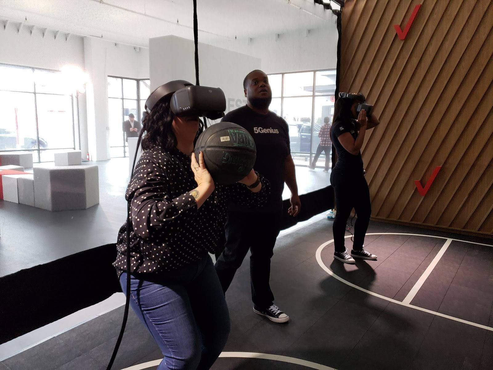 VR basketball