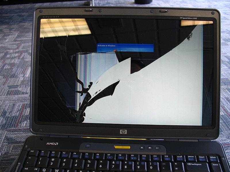 broken laptop screen: broken screen repair service needed