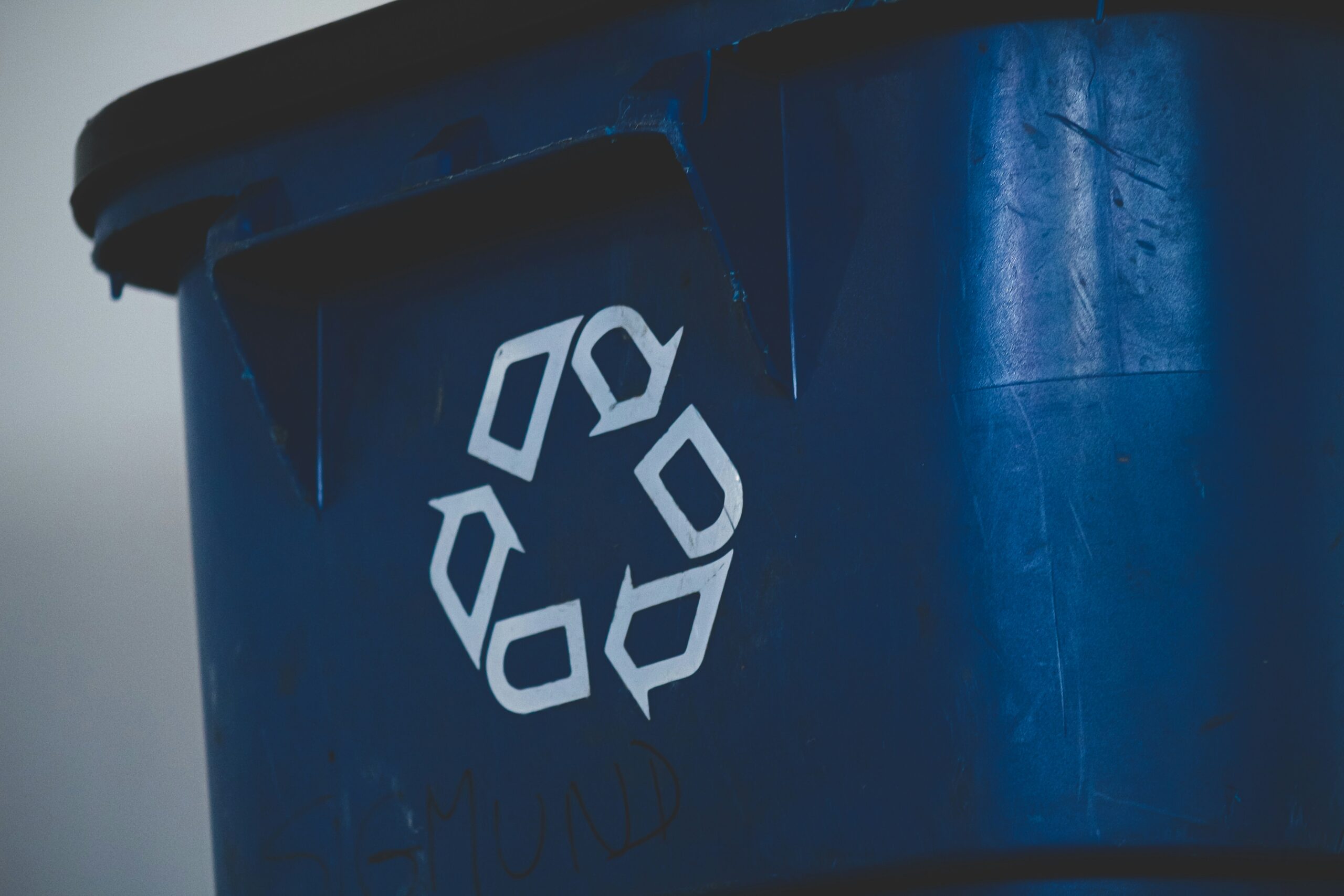 E-Waste Disposal Sacramento: A Blue recycling bin.