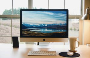 Roseville Mac OS Updates - iMac on a desk